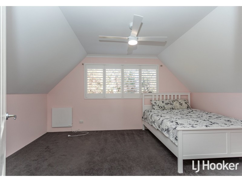 4 Emerald Place, Mount Richon WA 6112