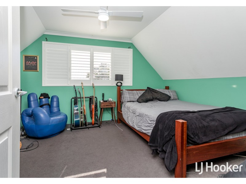 4 Emerald Place, Mount Richon WA 6112