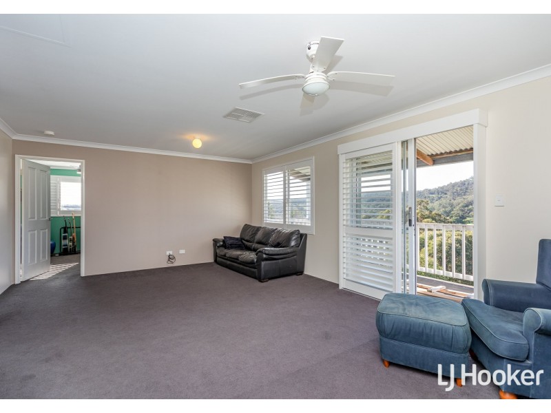 4 Emerald Place, Mount Richon WA 6112