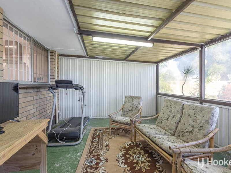 27 Tremlett Street, Thornlie WA 6108