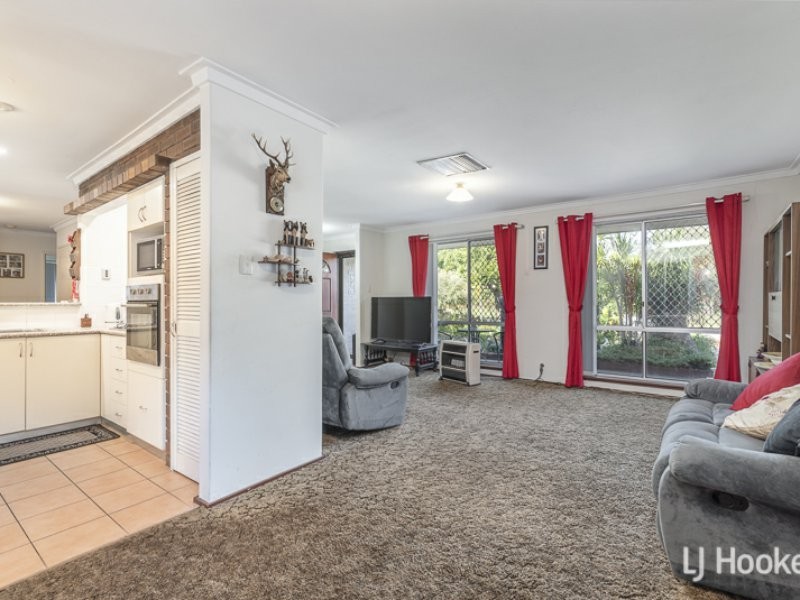 29 Shearwater Way, Gosnells WA 6110