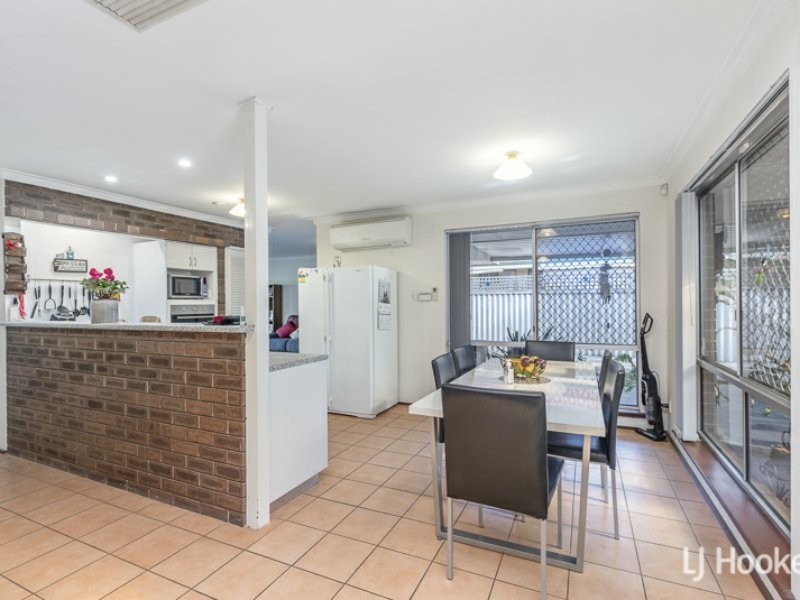 29 Shearwater Way, Gosnells WA 6110