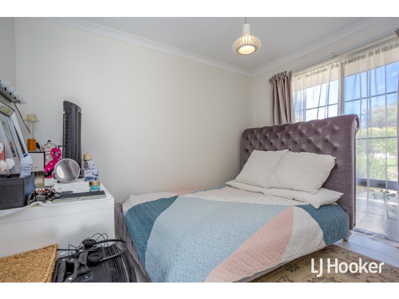 38 John Forrest Circuit, Bertram WA 6167