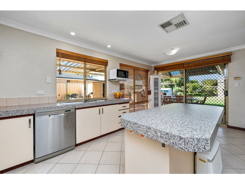 6 Culham Court, Thornlie WA 6108