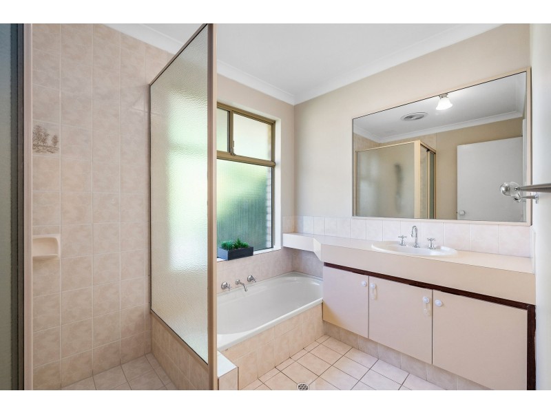 6 Culham Court, Thornlie WA 6108