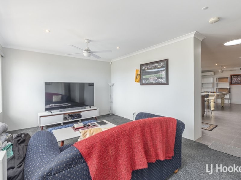 2 Palm Drive, Warnbro WA 6169