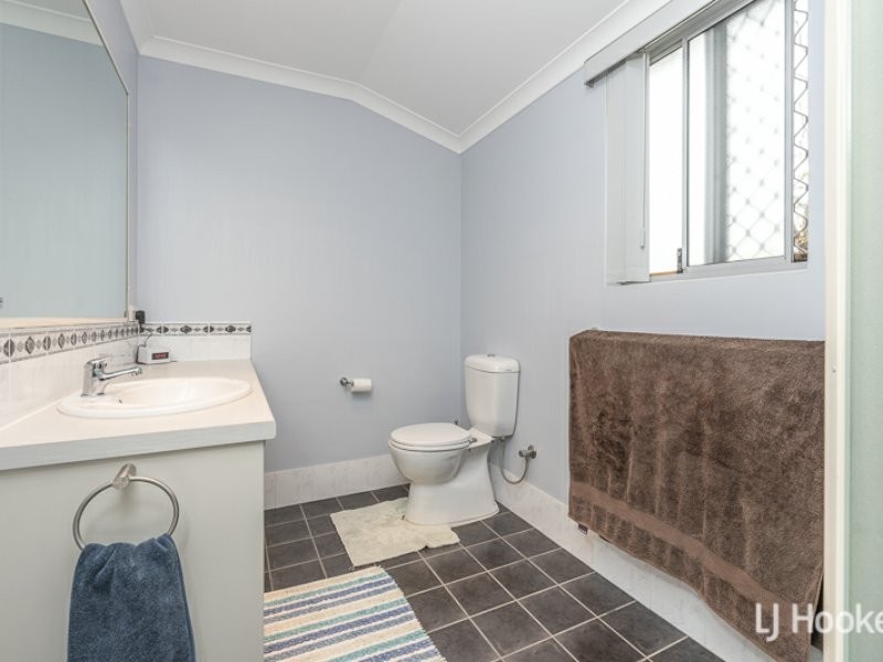 2 Palm Drive, Warnbro WA 6169