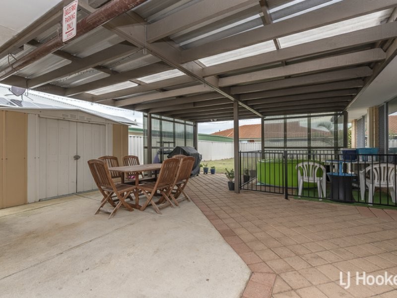 2 Palm Drive, Warnbro WA 6169