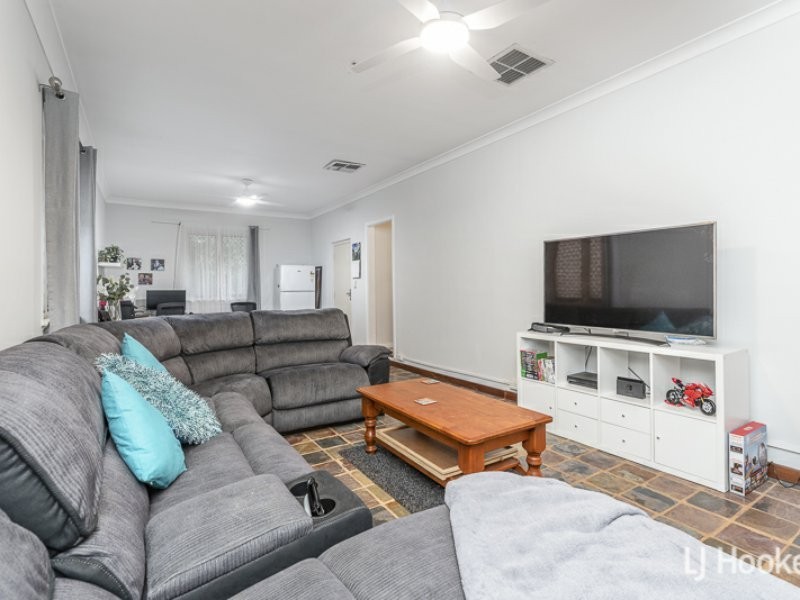 14 Elsie Street, Gosnells WA 6110