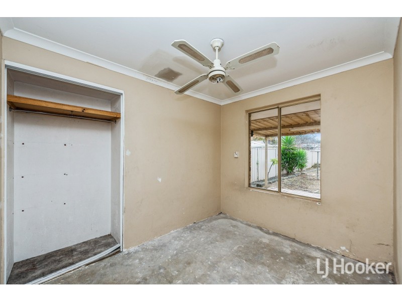 9 Imperial Court, Seville Grove WA 6112