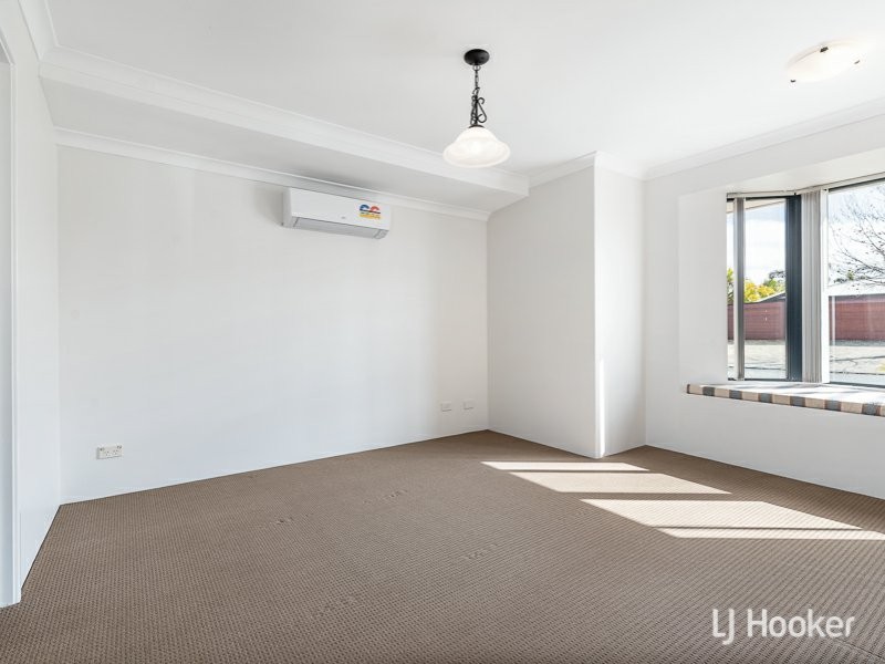 10 Pearce Court, Huntingdale WA 6110