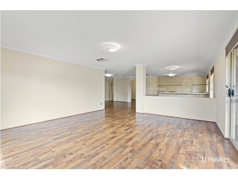 50 Bindoon Loop, Huntingdale WA 6110