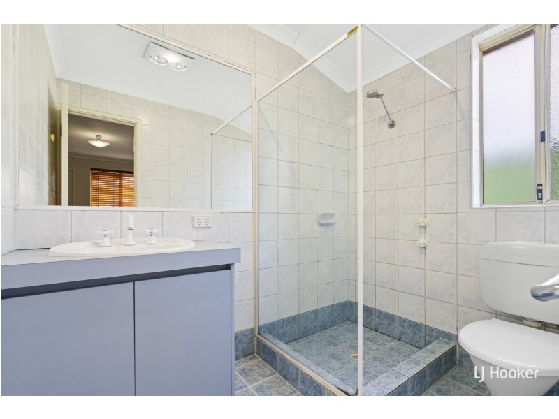 50 Bindoon Loop, Huntingdale WA 6110