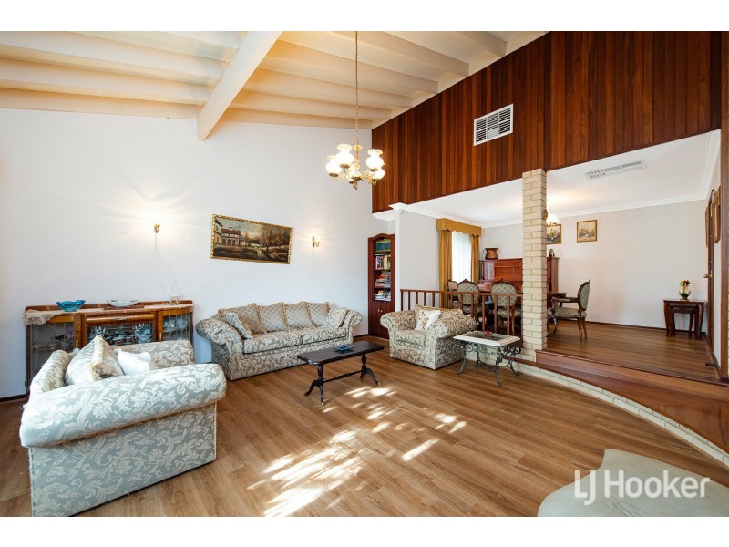 69 Grenadier Drive, Thornlie WA 6108