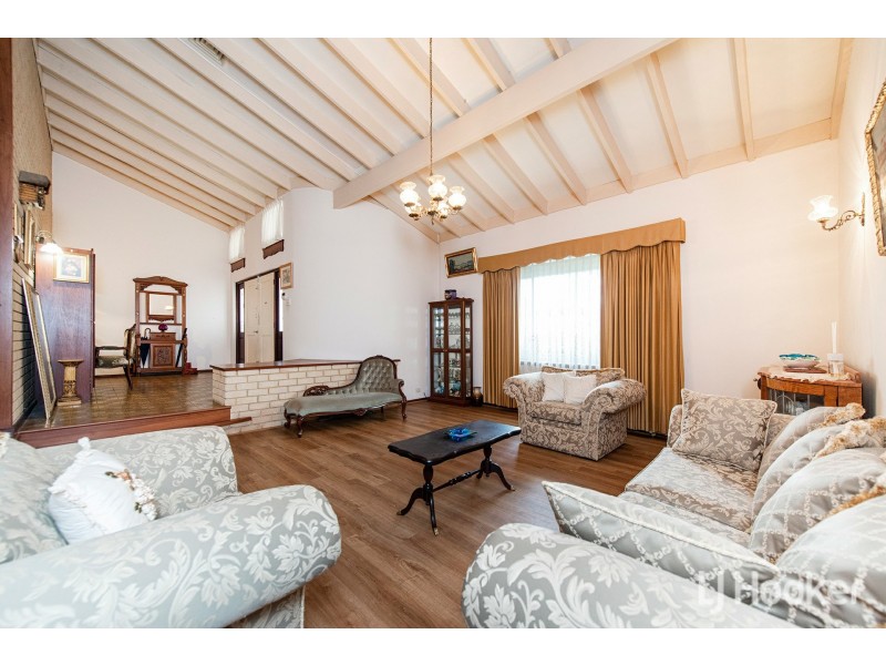 69 Grenadier Drive, Thornlie WA 6108