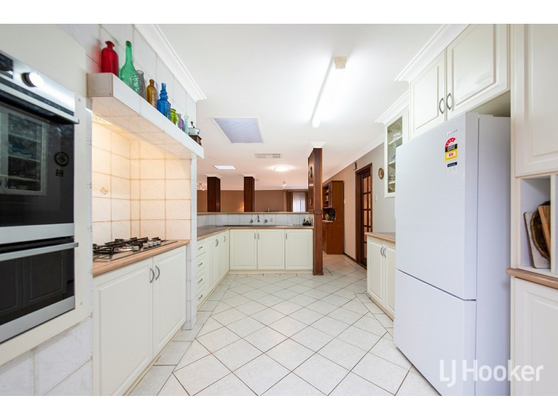 69 Grenadier Drive, Thornlie WA 6108