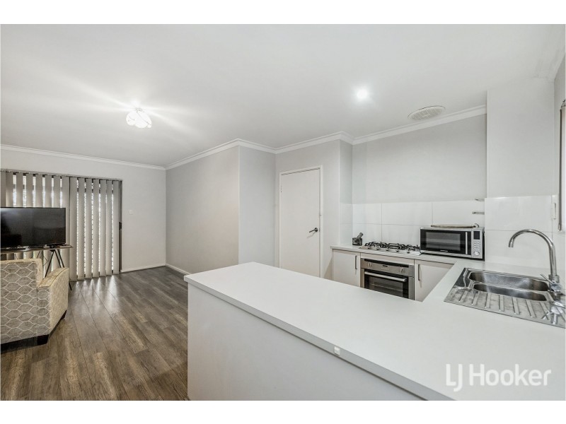 7/67 Lester Drive, Thornlie WA 6108