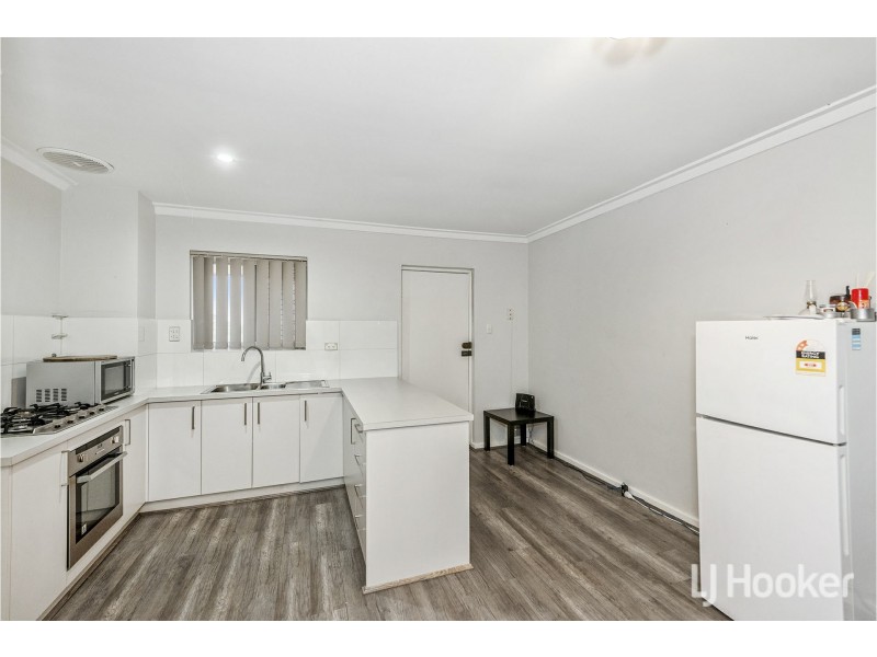 7/67 Lester Drive, Thornlie WA 6108