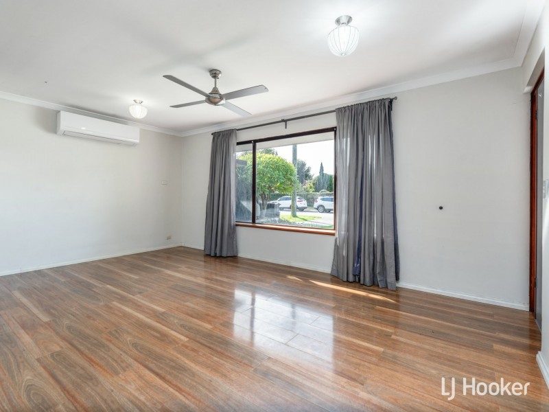 54 Galaxy Street, Beckenham WA 6107