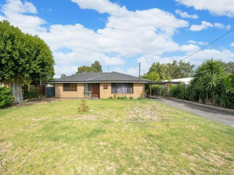 54 Galaxy Street, Beckenham WA 6107