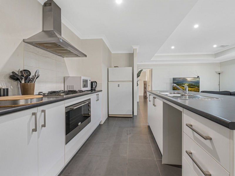 2 Culham Court, Thornlie WA 6108