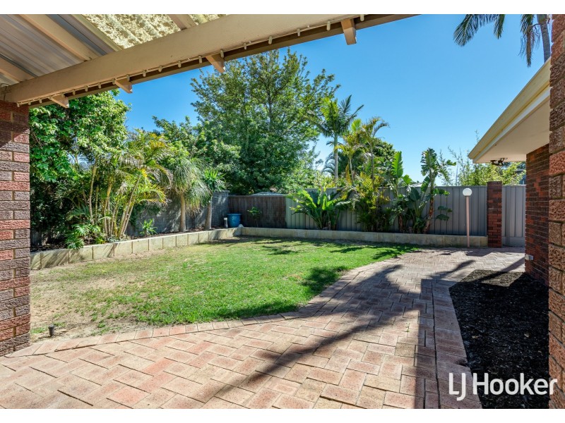 12 Reach Place, Huntingdale WA 6110