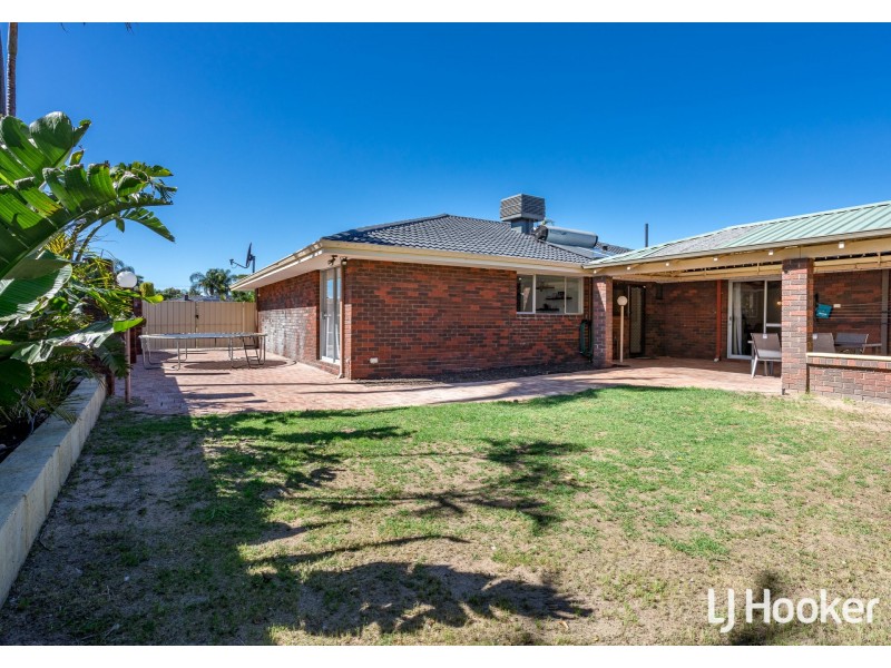 12 Reach Place, Huntingdale WA 6110