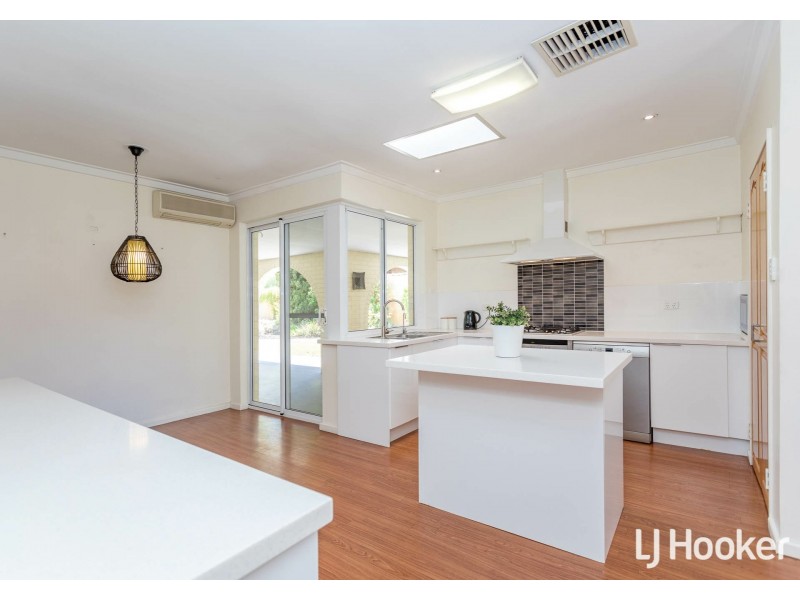 18 Coronet Court, Thornlie WA 6108