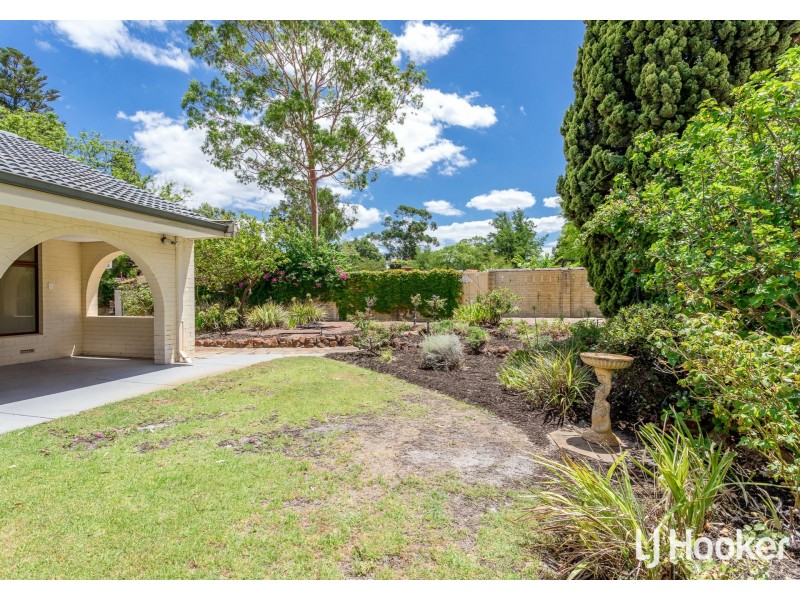 18 Coronet Court, Thornlie WA 6108