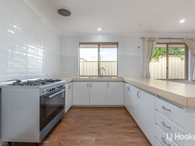 9 Errina Road, Alexander Heights WA 6064