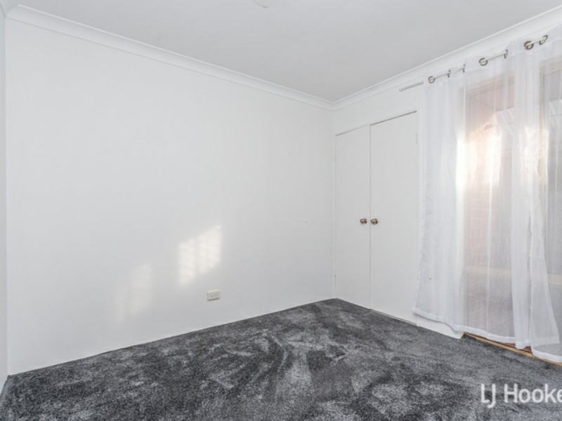 9 Errina Road, Alexander Heights WA 6064