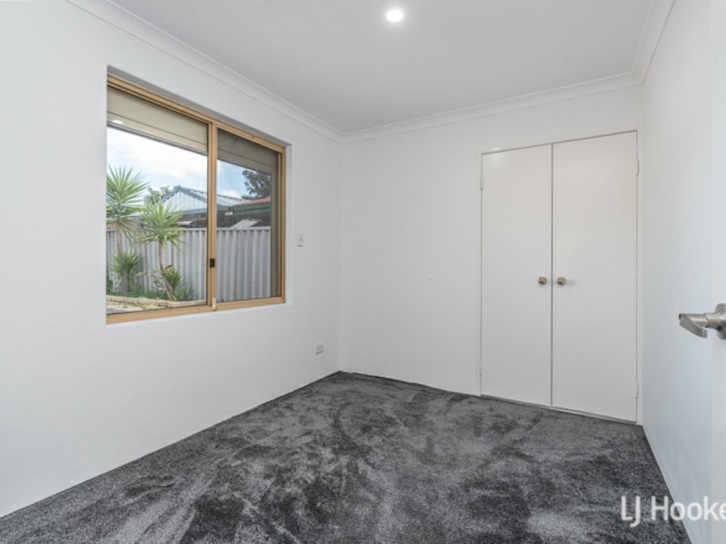 9 Errina Road, Alexander Heights WA 6064