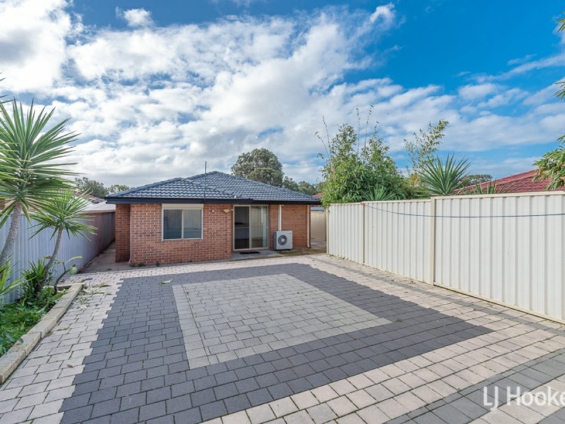 9 Errina Road, Alexander Heights WA 6064