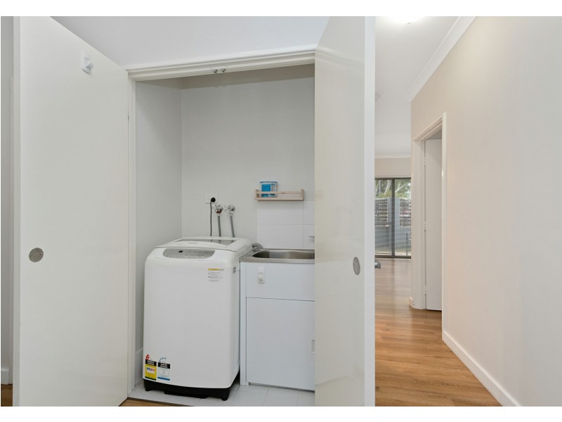 1/15 Debenham Street, Thornlie WA 6108