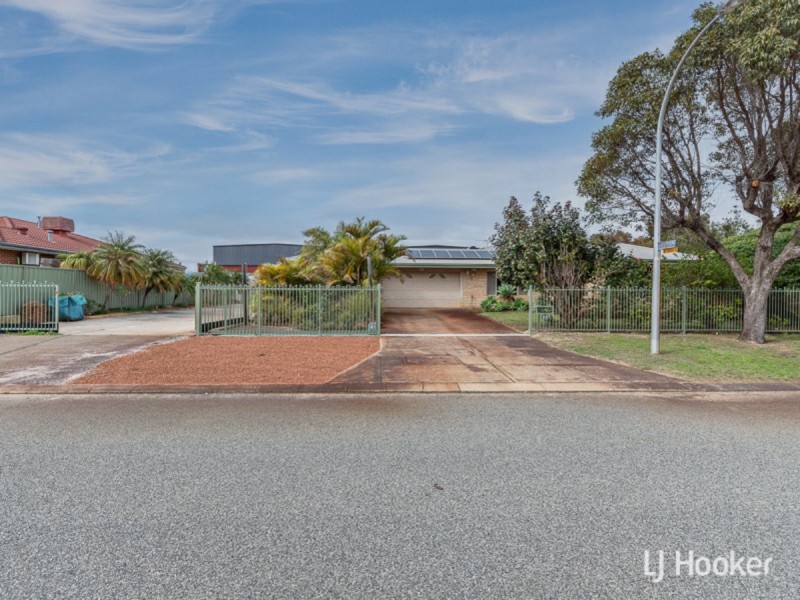 14 Carpenteria Crescent, Kenwick WA 6107