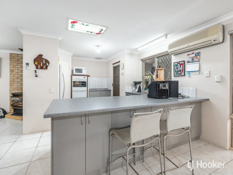 14 Carpenteria Crescent, Kenwick WA 6107