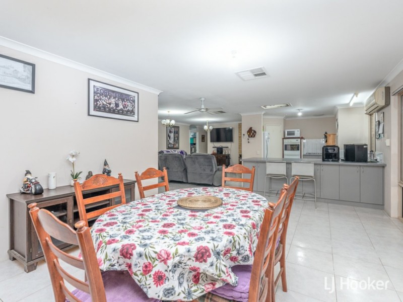 14 Carpenteria Crescent, Kenwick WA 6107