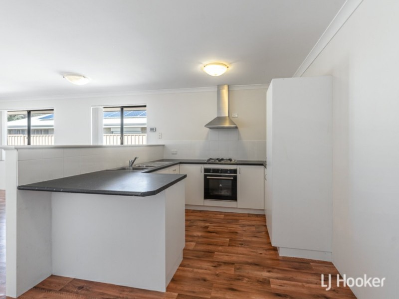 5 Burabur Street, Gosnells WA 6110