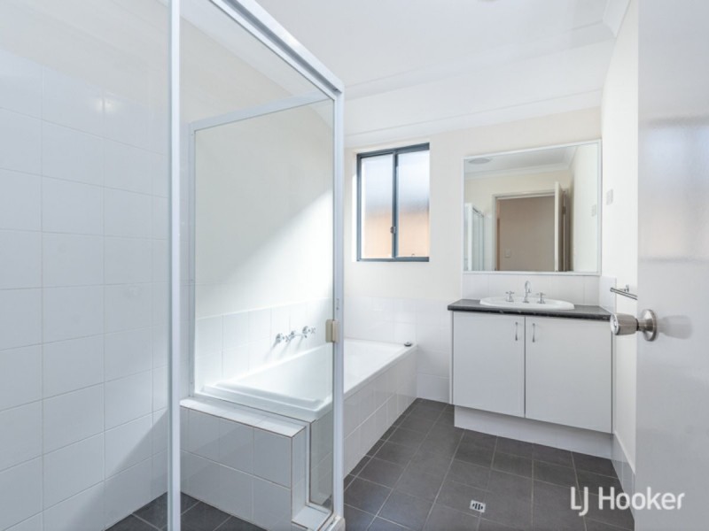 5 Burabur Street, Gosnells WA 6110