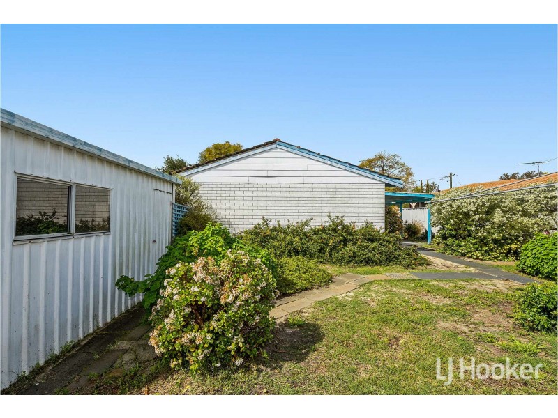 9 Euro Close, Gosnells WA 6110