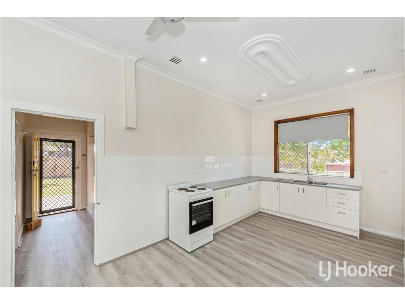 66 Wilfred Road, Thornlie WA 6108