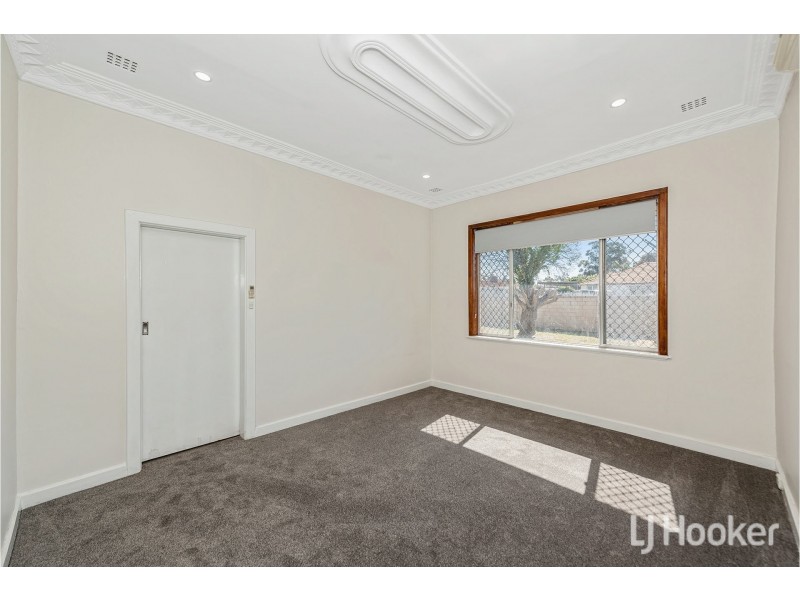 66 Wilfred Road, Thornlie WA 6108