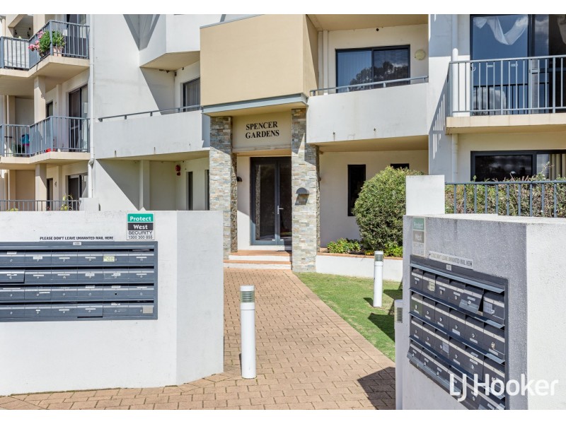6/17 Southdown Place, Thornlie WA 6108
