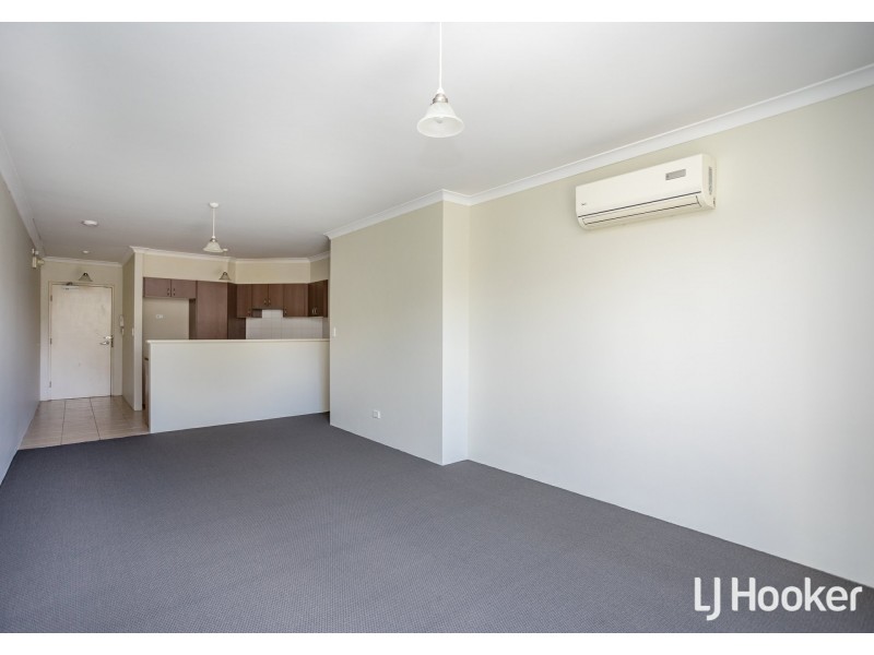 6/17 Southdown Place, Thornlie WA 6108