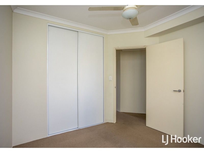 6/17 Southdown Place, Thornlie WA 6108