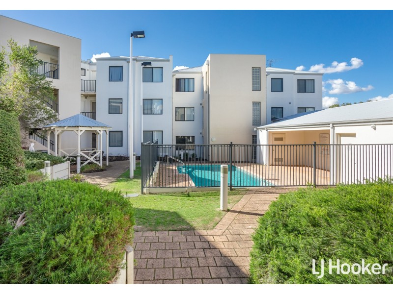 6/17 Southdown Place, Thornlie WA 6108