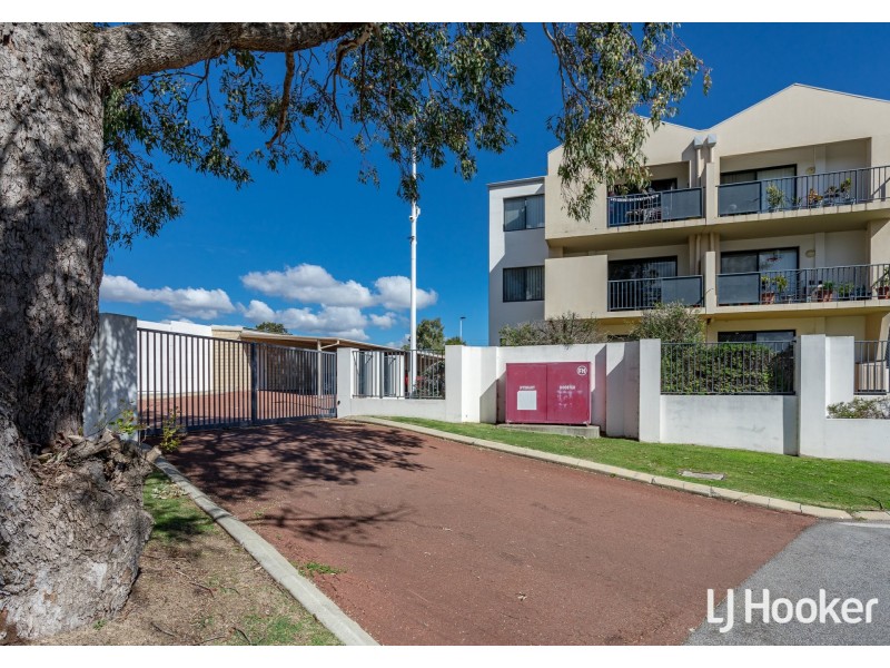 6/17 Southdown Place, Thornlie WA 6108