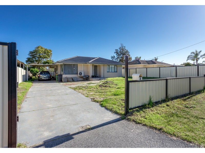 4 Abingdon Place, Kelmscott WA 6111