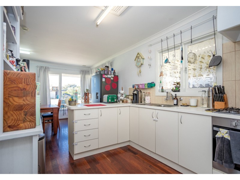 4 Abingdon Place, Kelmscott WA 6111