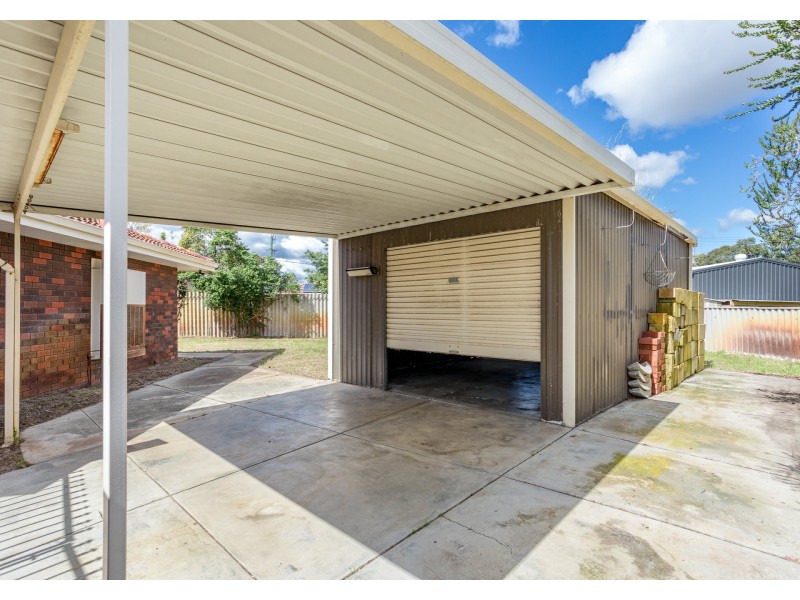 14 Wimmera Place, Huntingdale WA 6110